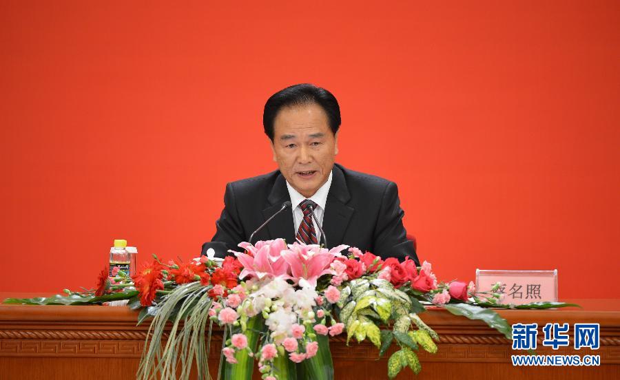 摄 图片来源:新华网发布时间:2012-11-07 17:34:39 【编辑:杨彦宇】