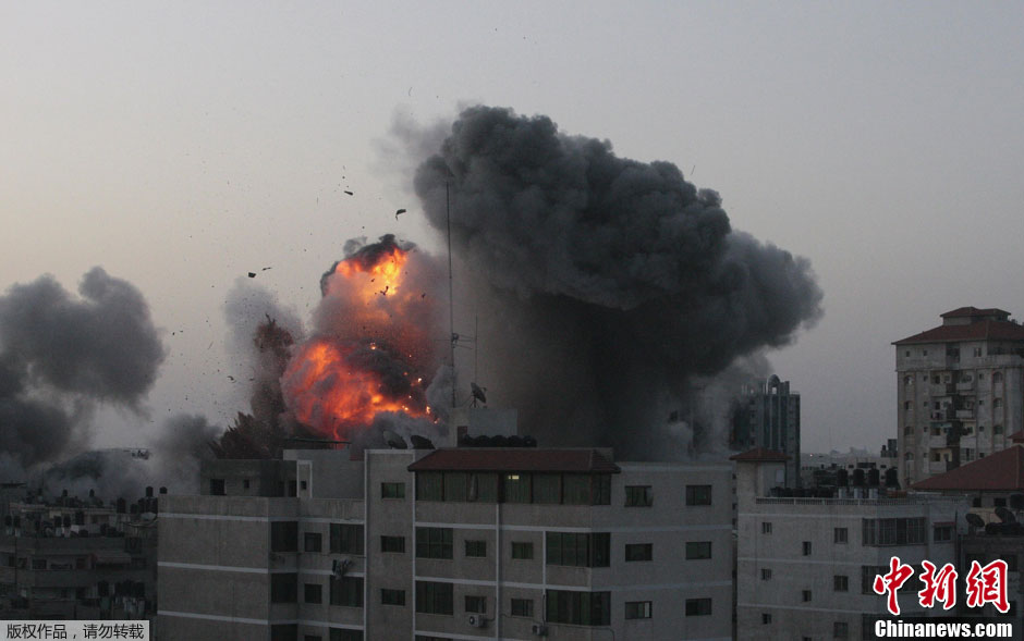 以色列继续空袭加沙 致死人数升至69人