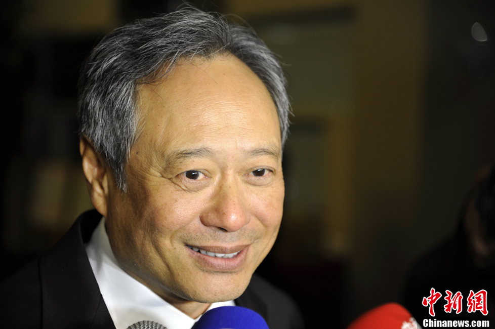 李安获金球奖后接受媒体访问