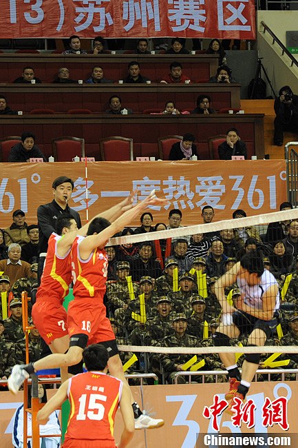 中国男子排球联赛 北京3比0胜八一