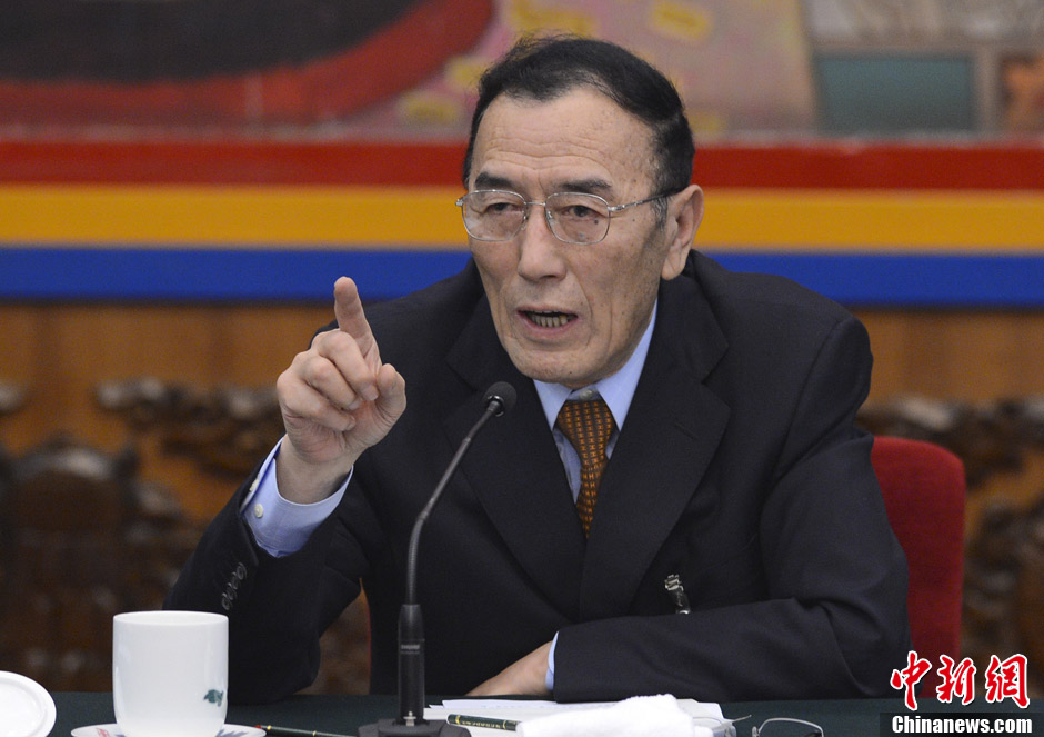 西藏自治区党委副书记向巴平措回答记者提问