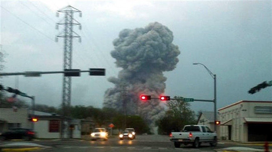 美国德州一化肥厂发生爆炸 造成多人死伤