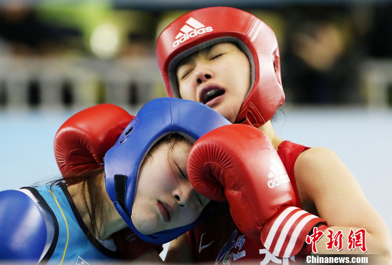 李诗英出战韩国女子拳击队资格赛 获胜入选喜极而泣 