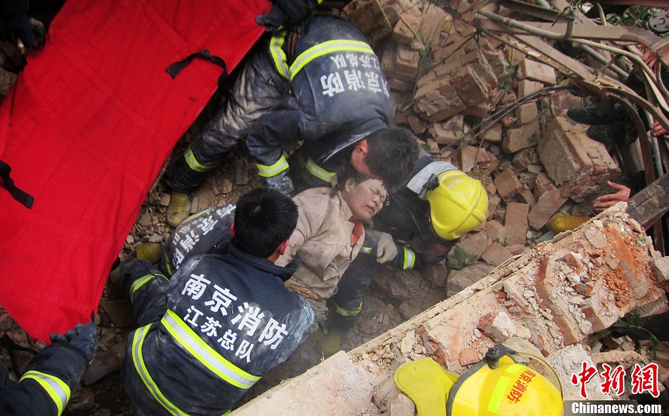 南京理工大学废弃实验室爆炸致1死3伤
