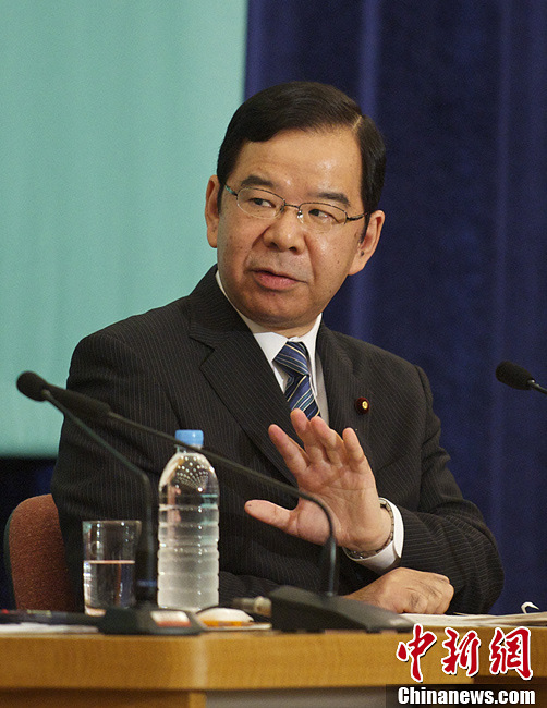 日本9党首在参议院选举前举行记者会