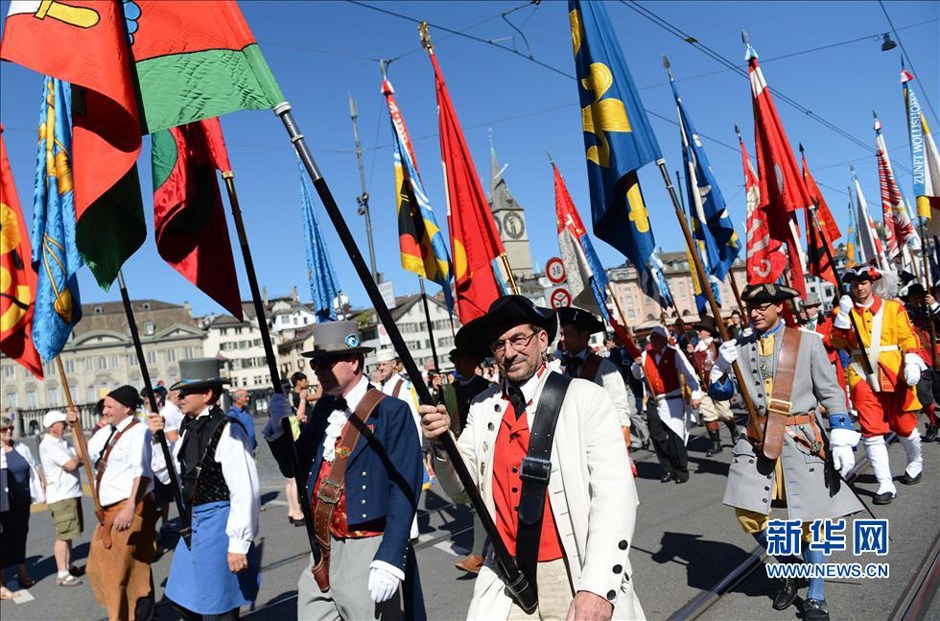 瑞士民众举行国庆活动