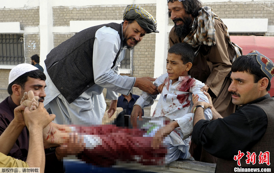 巴基斯坦一清真寺外发生枪击事件已9死10伤