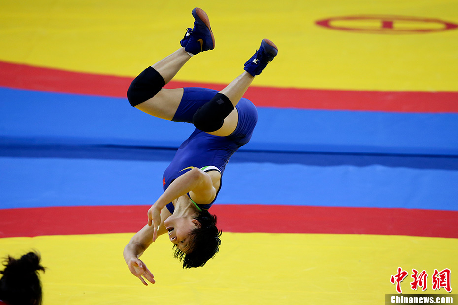 全运会女子55公斤级自由式摔跤钟雪纯夺冠
