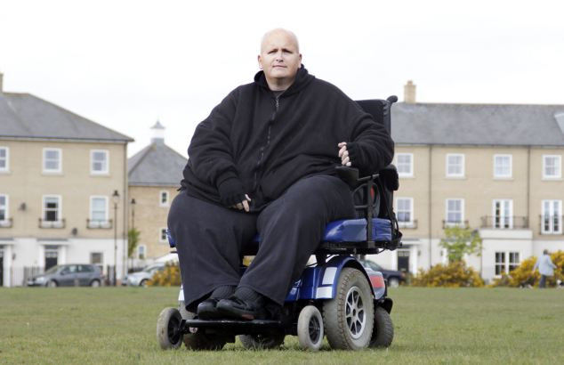 世界最胖男减重600斤获真爱