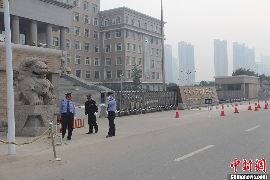 27日上午10点,河北省高院将在邯郸市中级人民法院对王书金强奸,故意