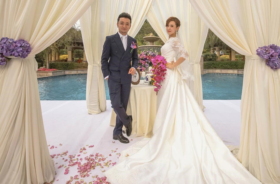 央视男主播尼格买提乌鲁木齐大婚现场照曝光