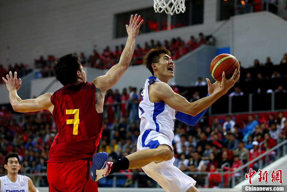 东亚运动会：中华台北逆转中国 收获男篮金牌