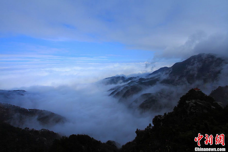 江西庐山出现云海景观