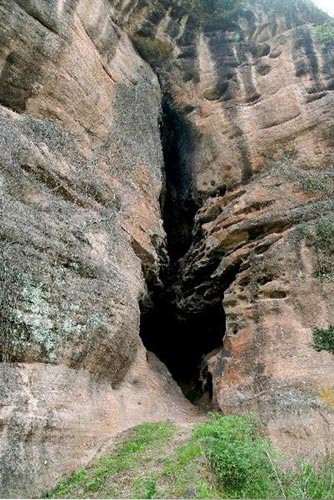 图江西南丰发现神奇阴阳洞