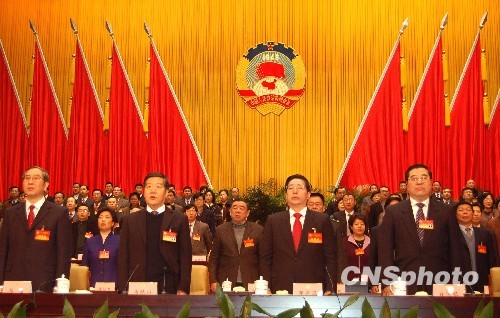 人大常委会主任郭声琨(右二),广西壮族自治区主席马飚(左一),广西壮族