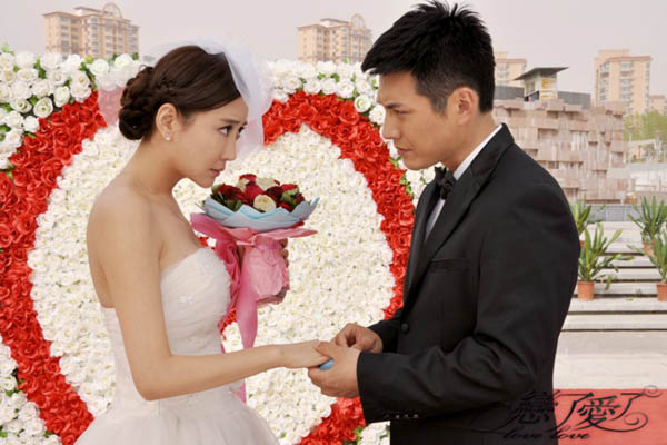 恋了爱了精彩剧照婚礼现场上演逃婚记