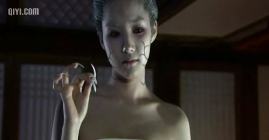 《传说的故乡》是韩国的恐怖连续剧,每一集都是一个恐怖短篇故事,每集