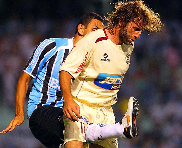 图片频道-体育场上的意外另人痛不欲生 "oh no"