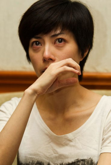 ̨�������컳�ں�Լ���׷��ٵ�ͥȰ˫���ͽ�