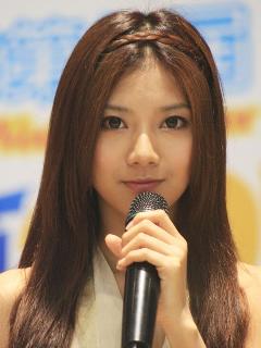 推女神宅男女神排行_2013宅男“女神”排行汤唯夺冠厌倦“锥子脸”(2)