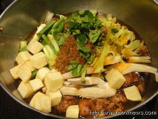 新北百货新美食:一锅两吃的花雕鸡