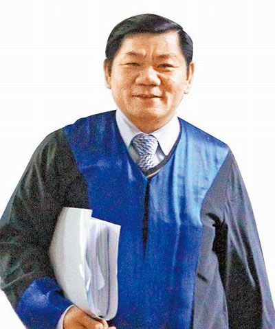 台高院丧偶前庭长追女同事滥窥个人资料