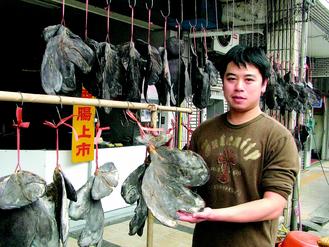 苗栗“国兴”客家猪胆肝一卖50年
