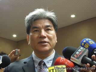 李鸿源报告没送书面材料台民代怒斥不负责