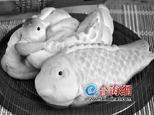害怕瘦肉精不敢买肉祭台民众清明“素三牲”祭祖