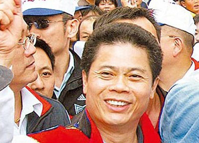 台湾再有犯罪“立委”执行入狱前失踪民众大骂