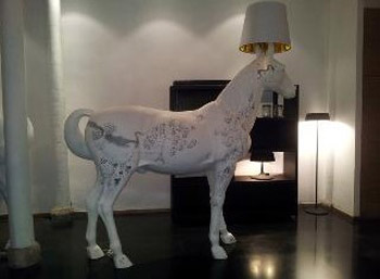 仿品“变”真迹朱德庸“画禅马”92万元拍卖(图)