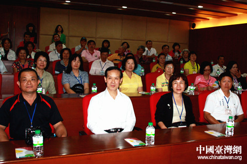 台湾基层民众参访团参观天津生态城及台资企业