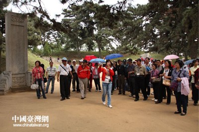 台湾基层民众游览清东陵感受古帝王文化(图)