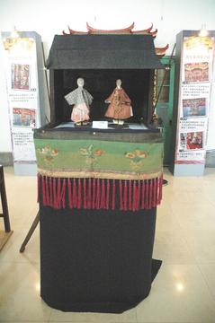 ����Ϸ���и�̨�����ֻƺ��Ϸ�￪չ��ͼ��