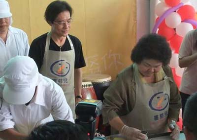 弟弟被控为公司公关陈菊:不是事实就法院见