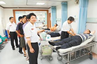台湾一产妇血崩50人夜奔医院捐热血(图)