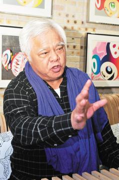 被指游池熊抱少女?台湾歌手胡德夫:怕她溺水
