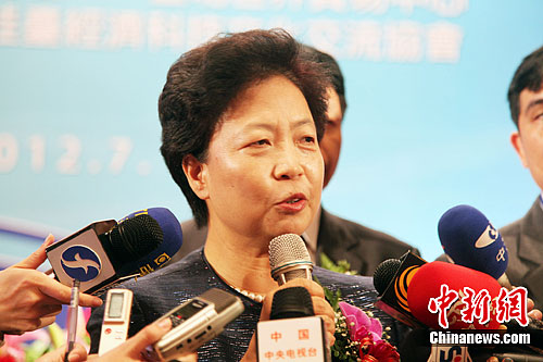 广西政协主席陈际瓦就广西与台湾合作提六项建议