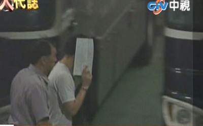 台北检方首度提审淫魔富少李宗瑞或有3名共犯