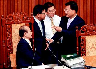台立法机构将表决陈冲“倒阁”案预期将不获通过