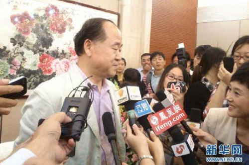 “莫言热”延烧台湾诚品书店开设莫言著作专区