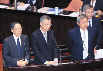 台外事部门预算将用罄公务员有班加却没钱领