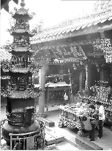 涉台文物大调查:龙山寺一炷香火绕两岸