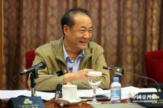 台湾省籍代表:十八大报告明确对台工作方向