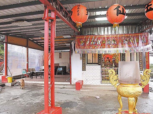 台一男子猥亵槟榔西施口水留证获刑一年(图)