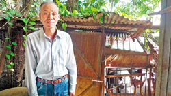 台老人遭儿遗弃流落猪圈叹还不如狗有尊严(图)