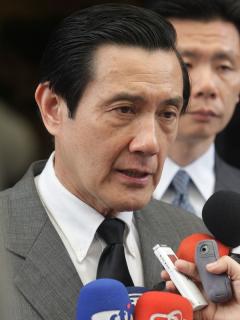 马英九出席辜濂松追思会亲颁“实践一等奖章”