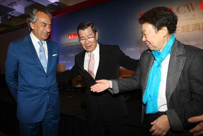 萧万长:亚洲时代到来台应成“亚太加值服务中心”