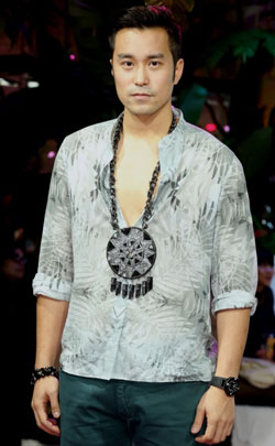 施华洛世奇诠释“热带天堂”张孝全帮站台