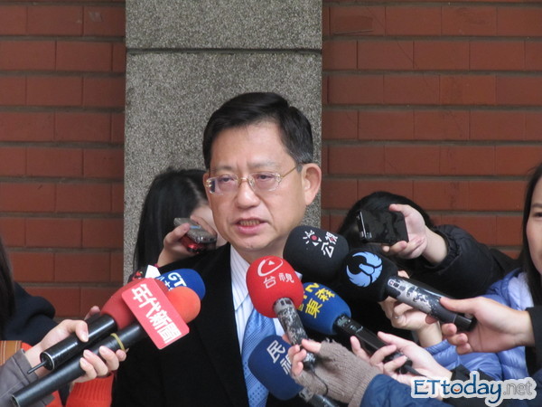 苏贞昌再提反核“公投”被批太算计只考虑选票